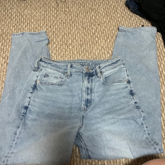 American Eagle Outfitters Denim - American Eagle Mom Straight Jean